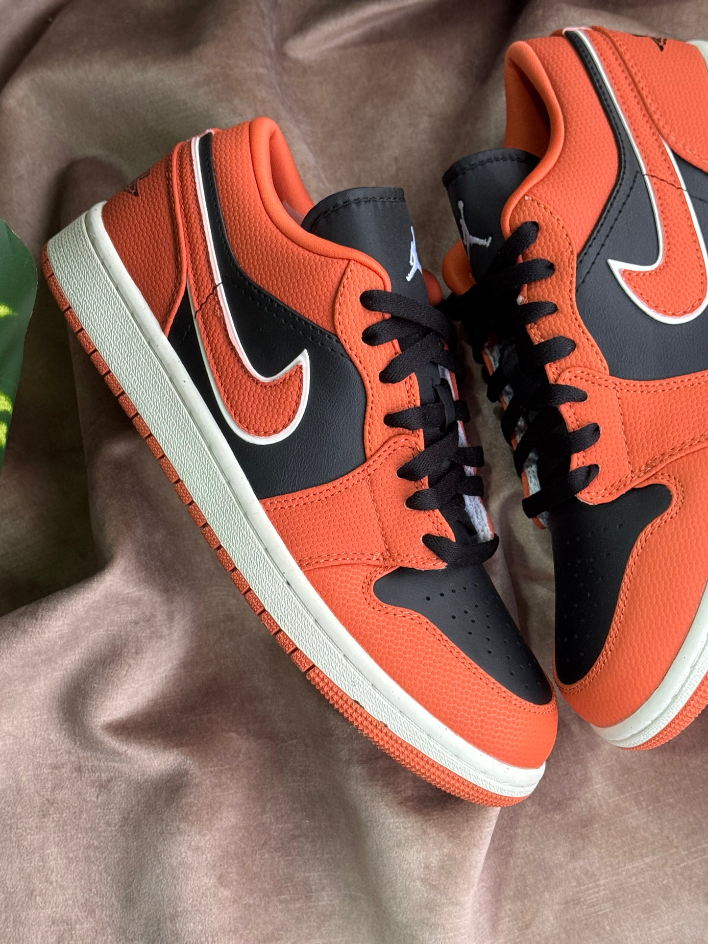 Air Jordan 1 Low SE “Sport Spice”