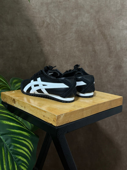 Onitsuka Tiger México 66 “Black/White”