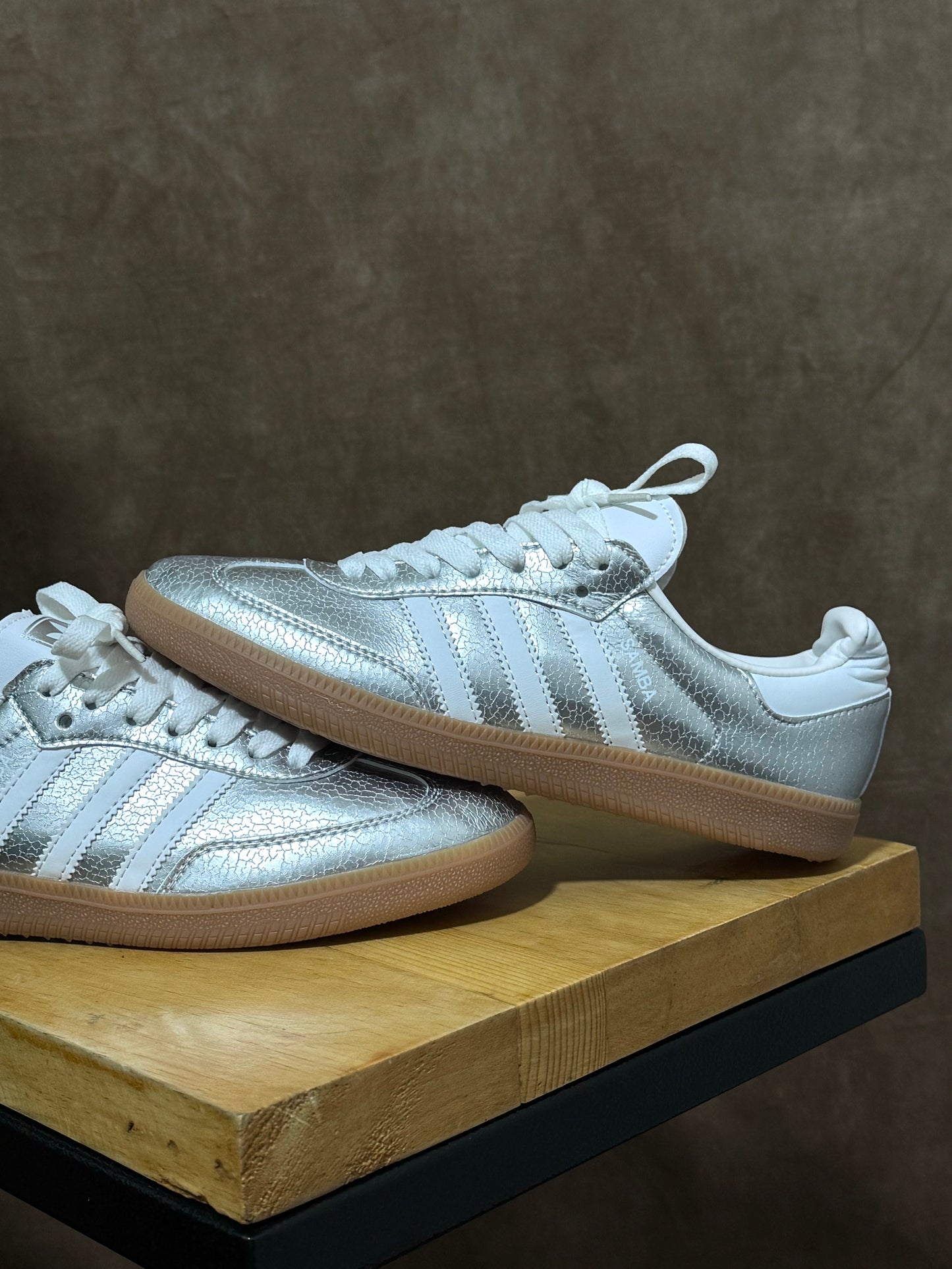Adidas Samba OG “Silver Metallic”