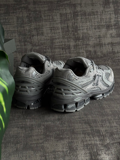 New Balance 1945R “Grey”