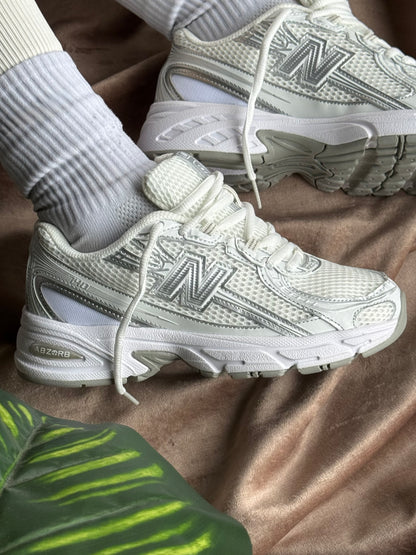 New Balance 740 “White”