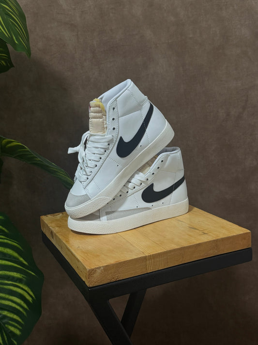 Nike Blazer High