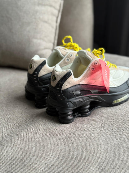 Nike Shox x Supreme