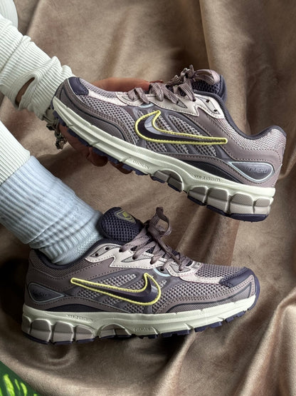 Nike Vomero 5