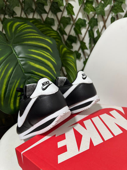 Nike Cortez “Black”