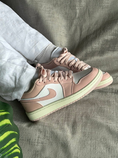 Air Jordan 1 Low “Pink”