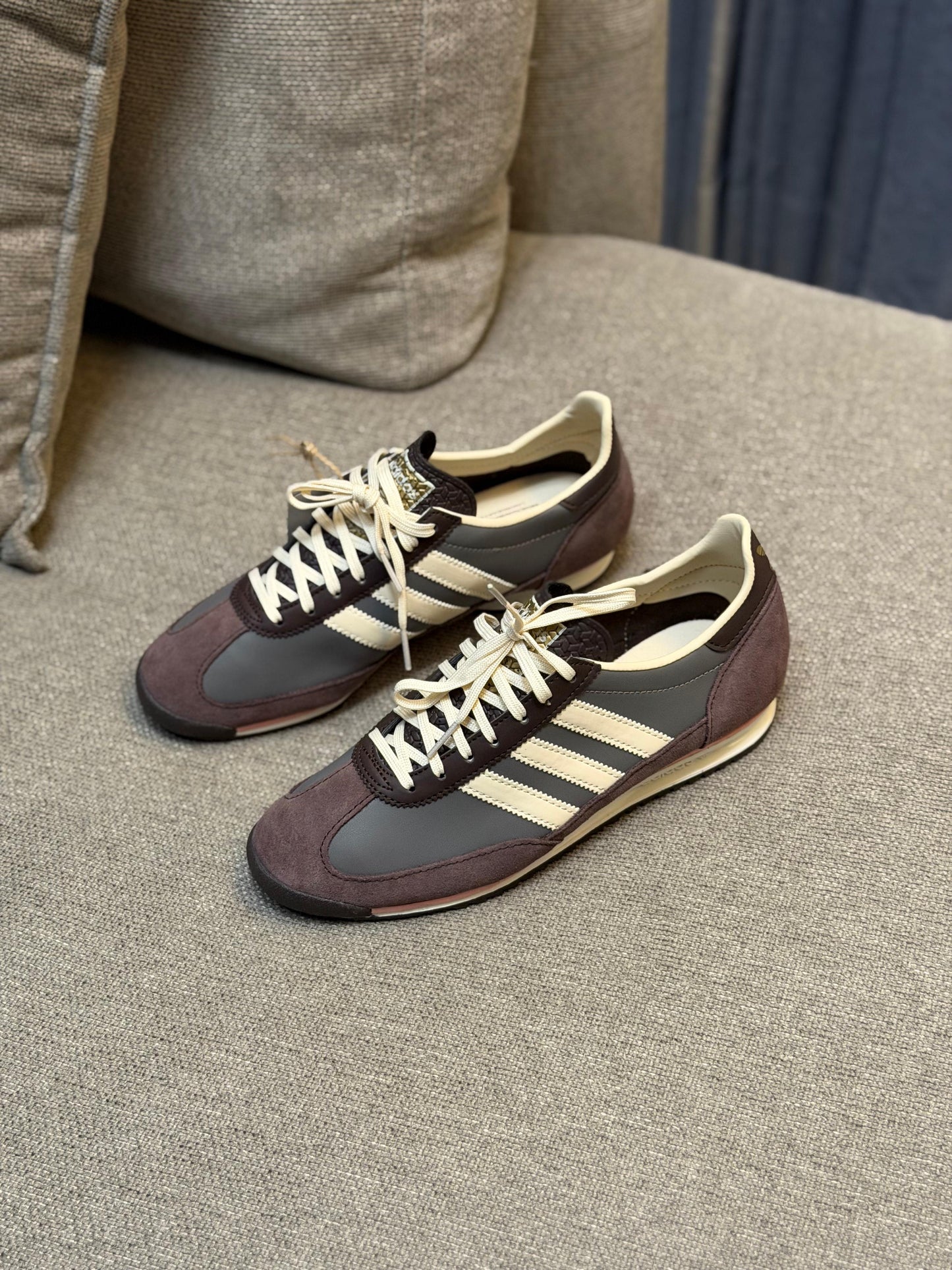 Adidas SL 72