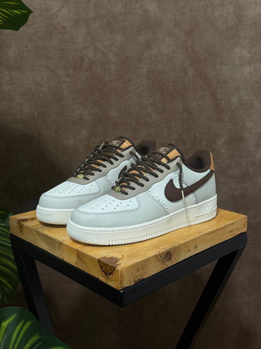 Nike Air Force 1 “LV8 Brogue Sail Brown”