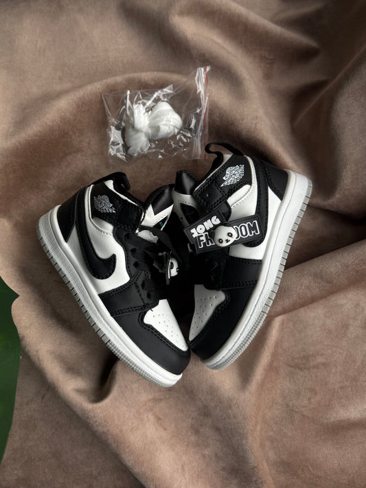 Air Jordan 1 High “Panda”