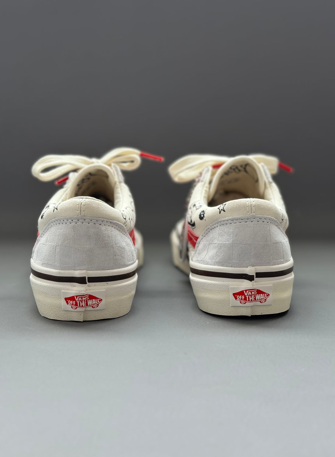 Vans x The Monsters “White Red”