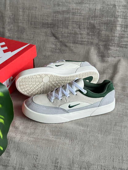 Nike SB Malor