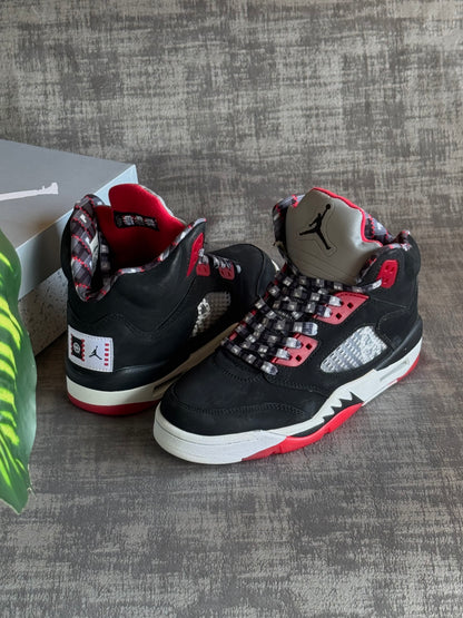 Air Jordan 5 “Friends & Family”