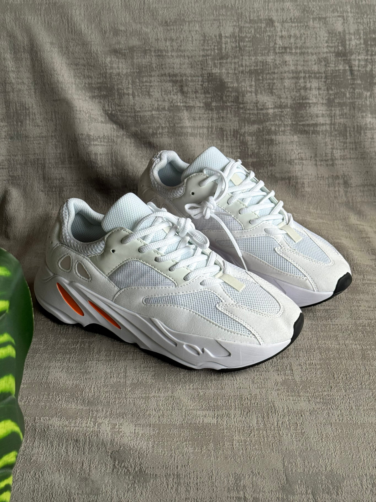 Adidas Yeezy 700 White