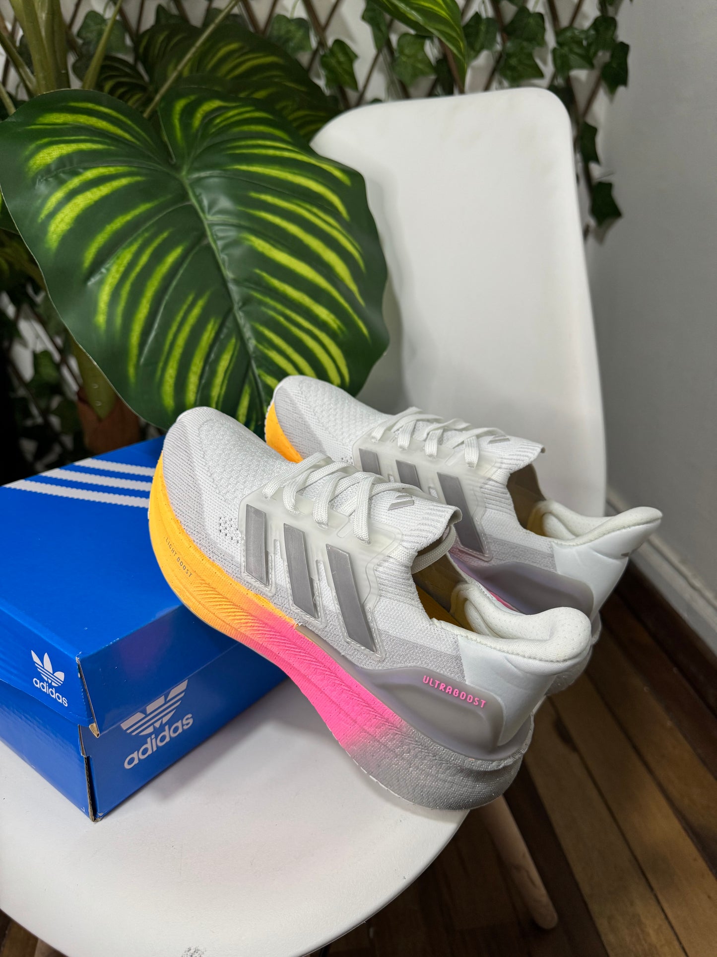 Adidas Ultraboost 5