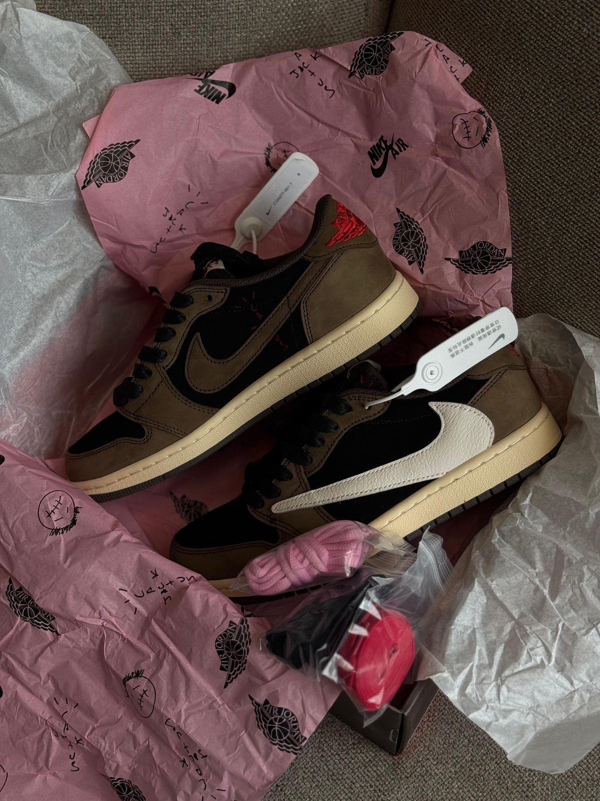 Air Jordan 1 Low x Travis Scott “Mocha” (G5)