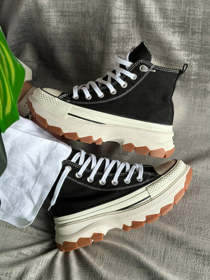 Converse Chuck Taylor “React”
