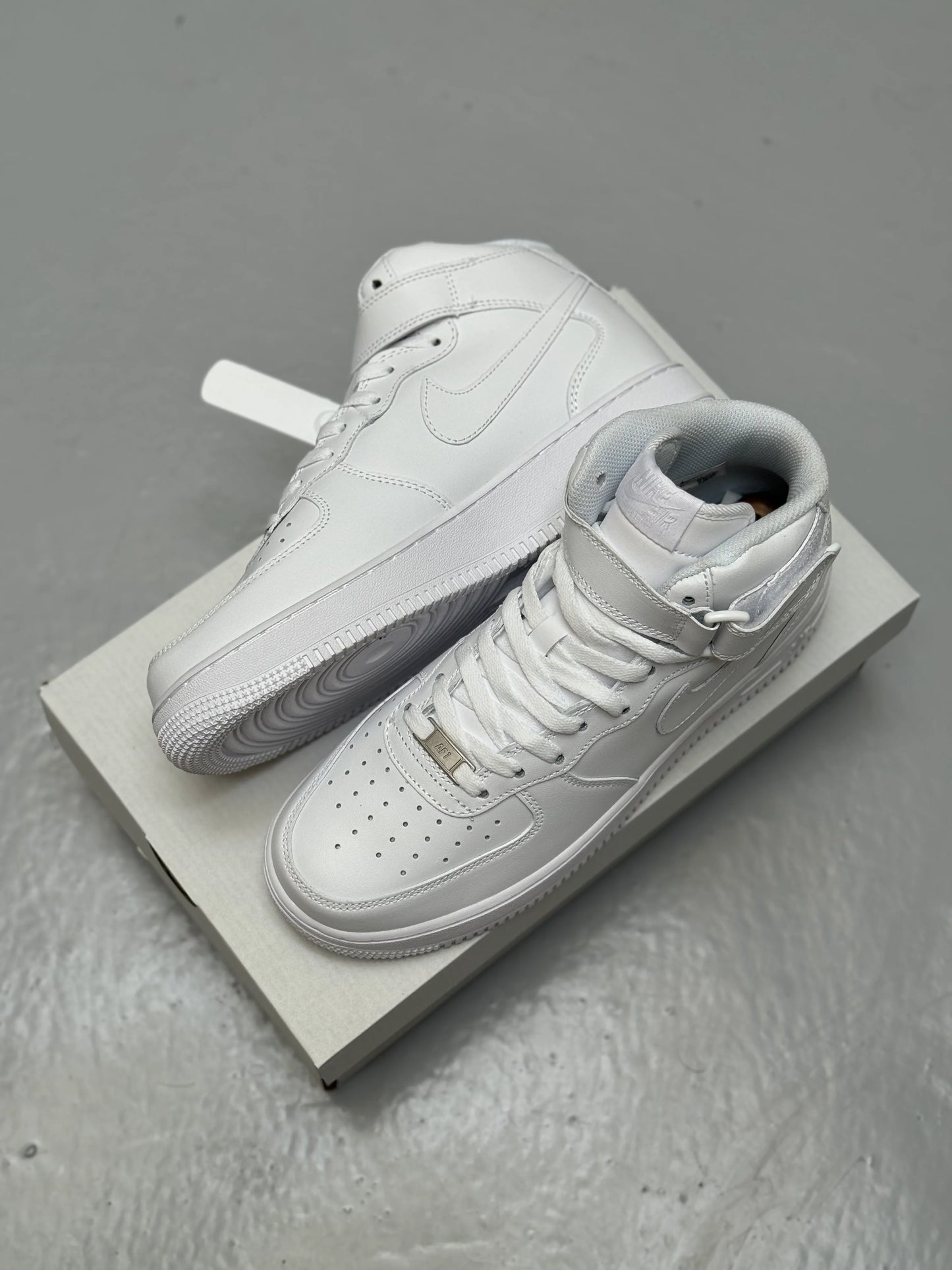 Nike Air Force 1 “High”