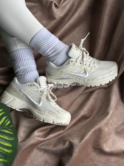 Nike Vomero 5