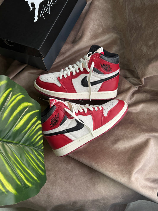 Air Jordan 1 High Chicago “Lost And Found”