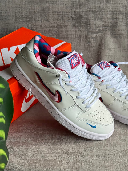 Nike SB Dunk Low x Parra