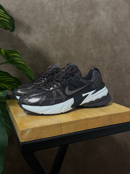 Nike V2K