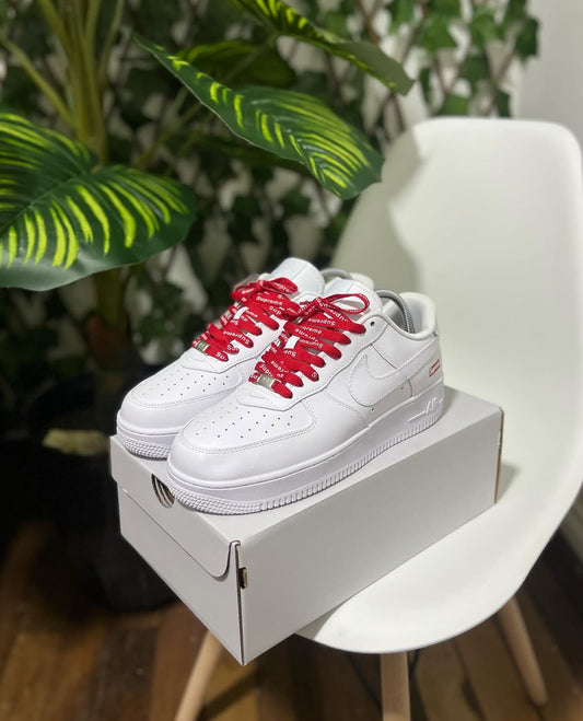 Nike Air Force 1 x Supreme