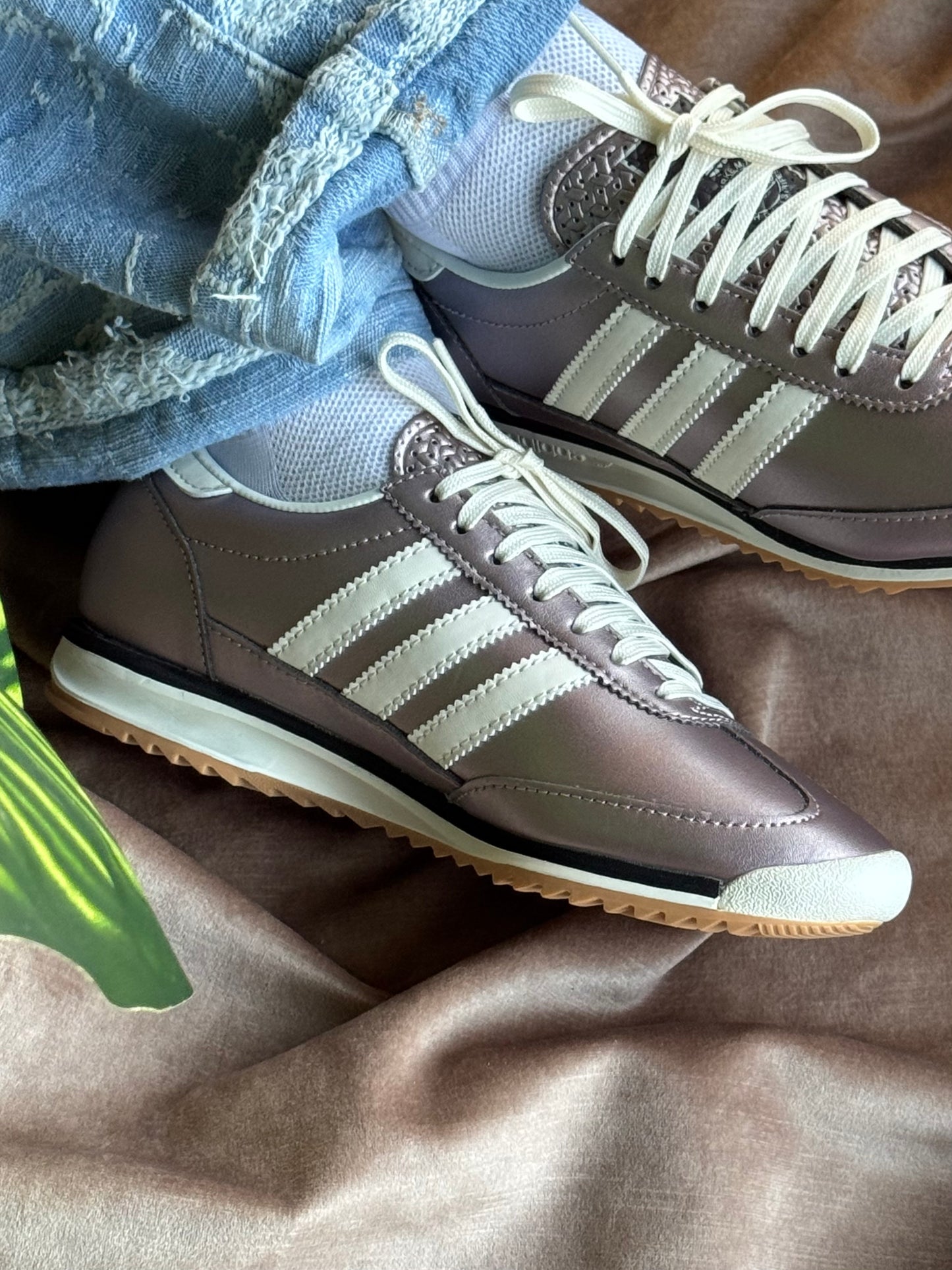 Adidas SL 72 OG “Aurora”