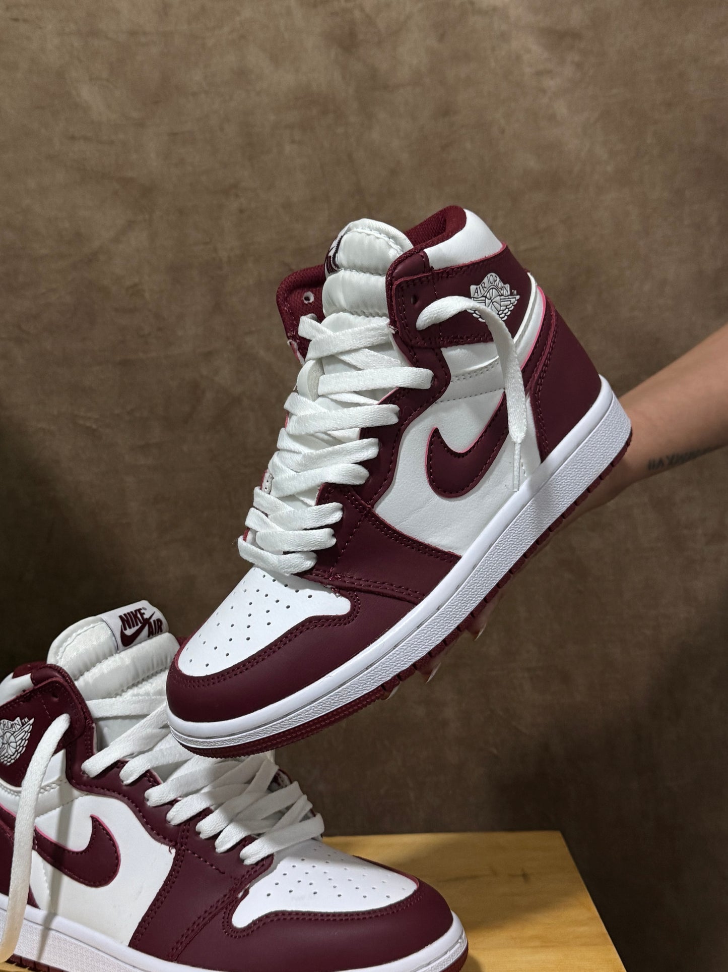 Air Jordan 1 High OG “Artisanal Red”