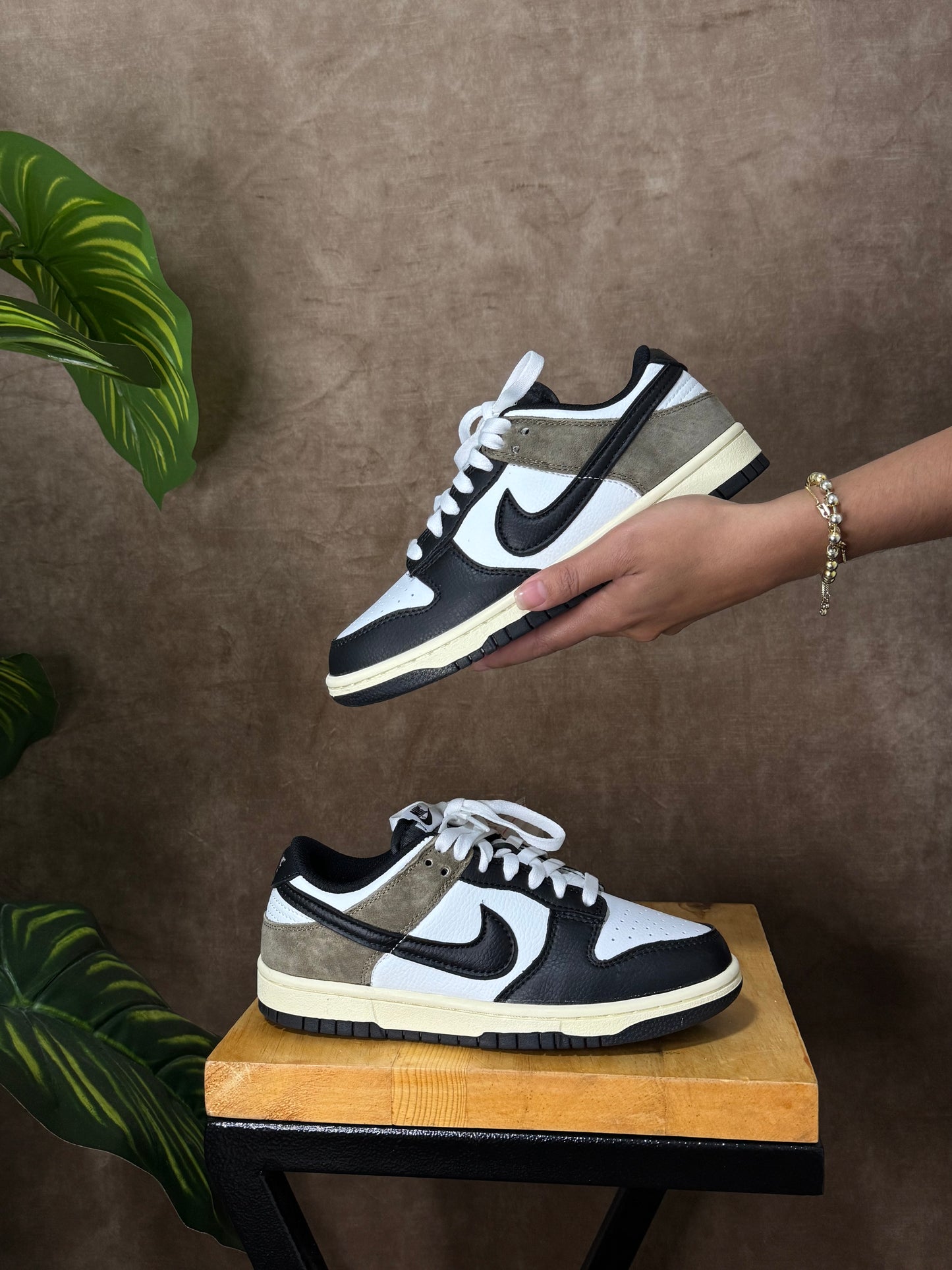 Nike SB Dunk Low “Dark Mocha”