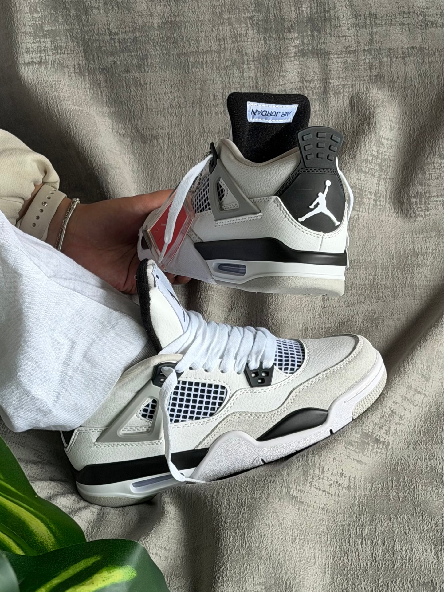 Air Jordan 4 “Military”