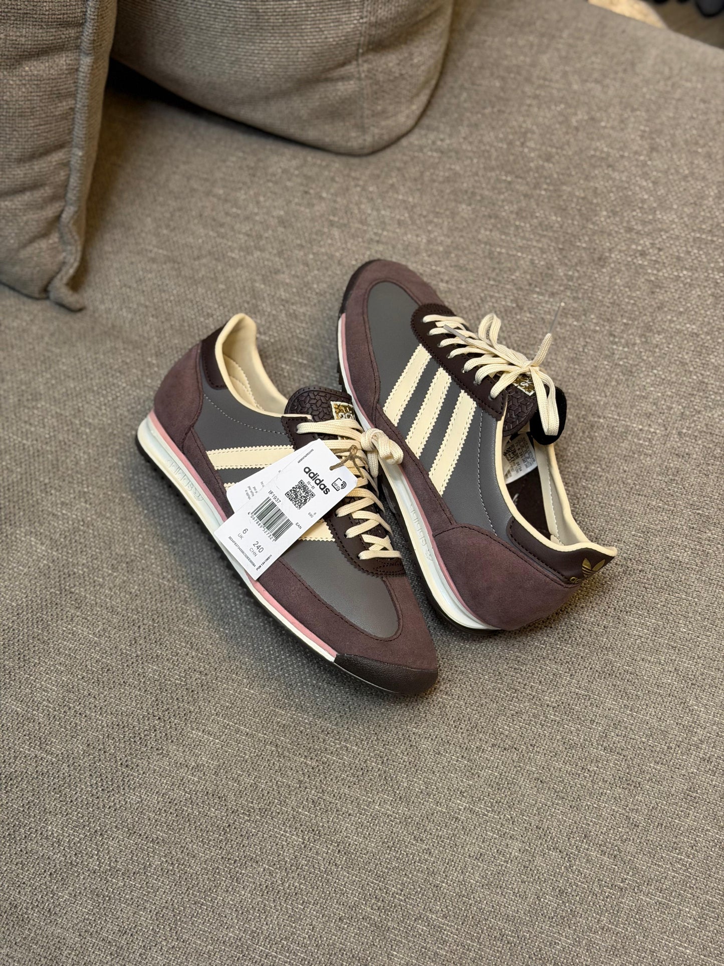 Adidas SL 72