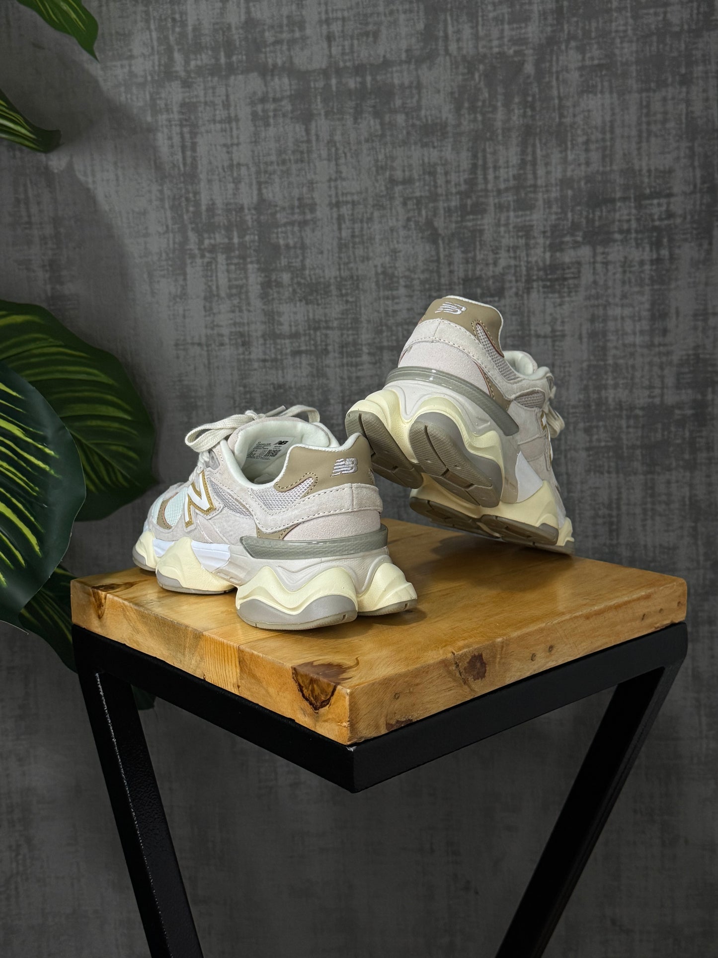 New Balance 9060 Cream