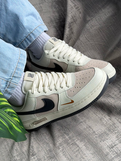 Nike Air Force 1 x Undefeated