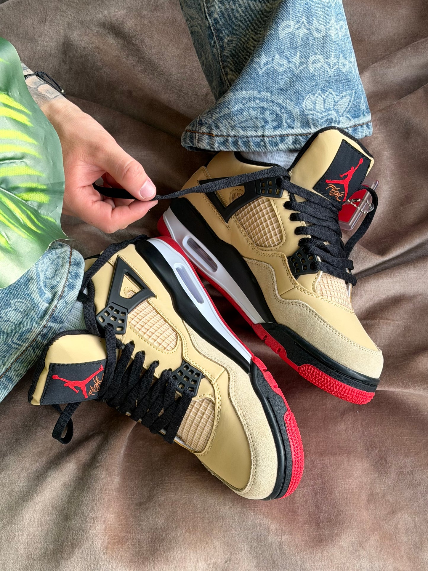 Air Jordan Retro 4 “Pizza”