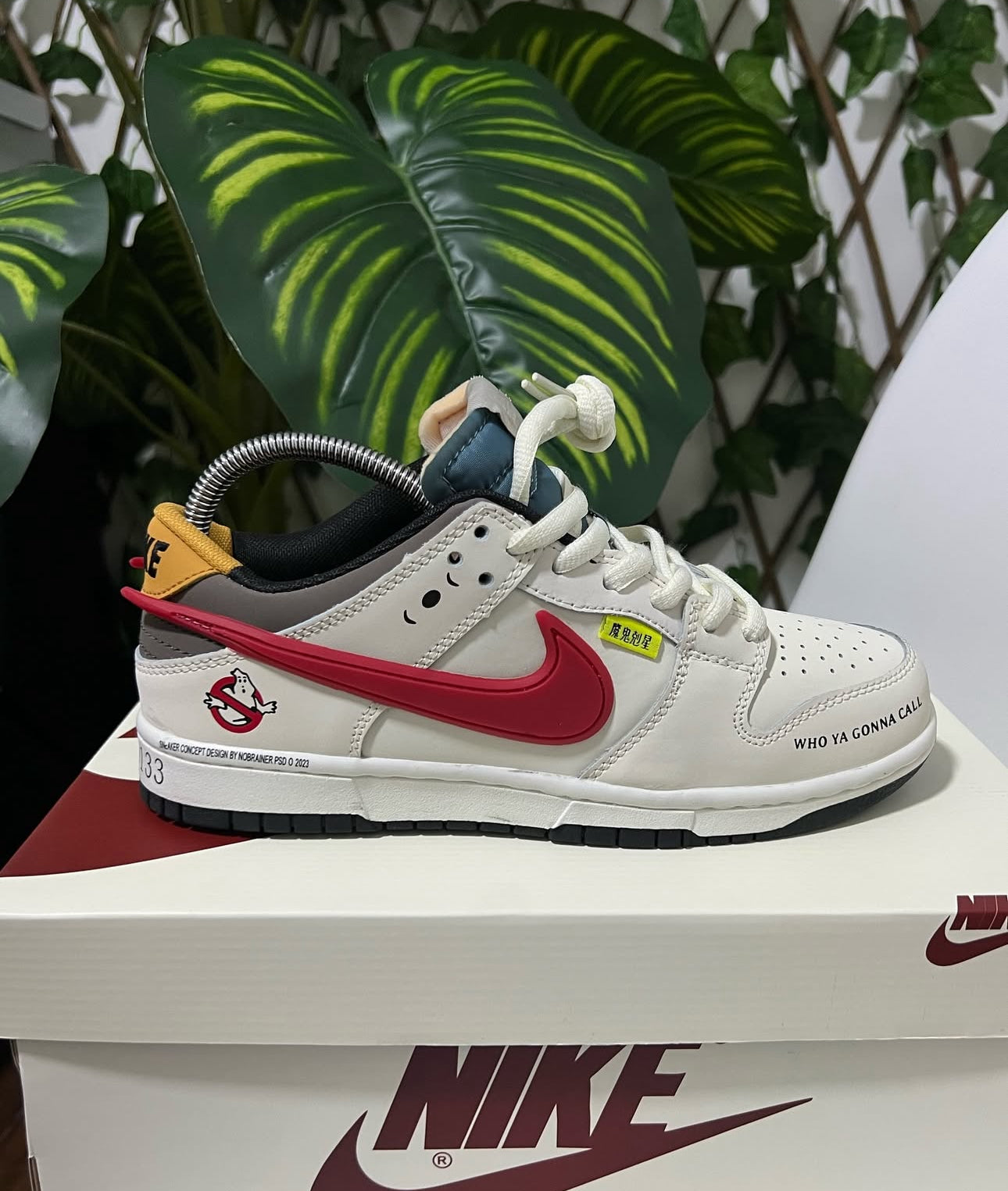 Nike SB Dunk Low x Los cazafantasmas
