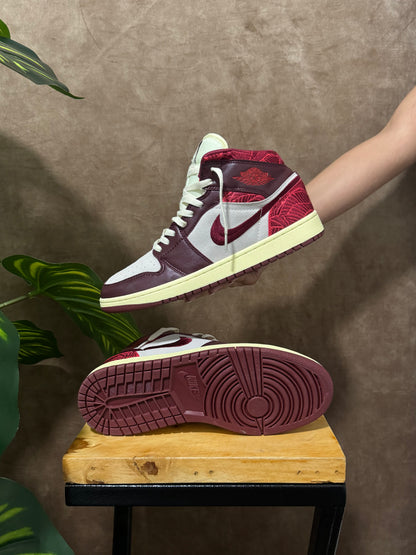 Air Jordan 1 Mid “Tiki Leaf”