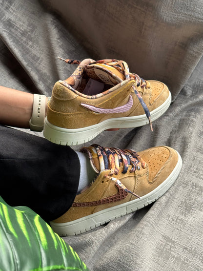 Nike SB Dunk Low “Brew & Biscuits”