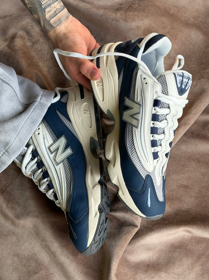 New Balance 1000