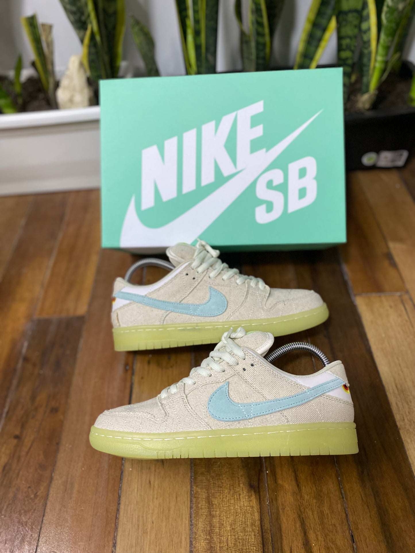 Nike SB Dunk Low “Mummy”