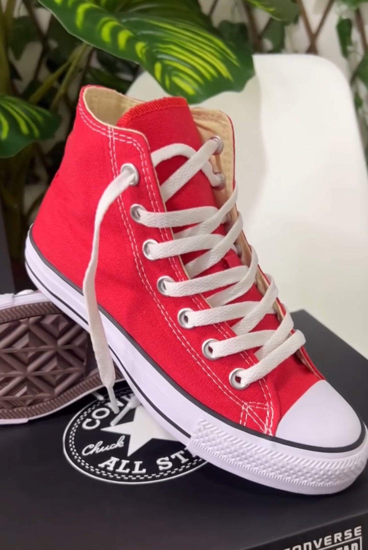 Converse Chuck Taylor All Star High “Roja”